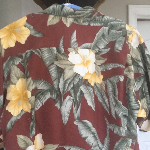 Tommy Bahama short sleeve silk shirt - Picture 4 of 7